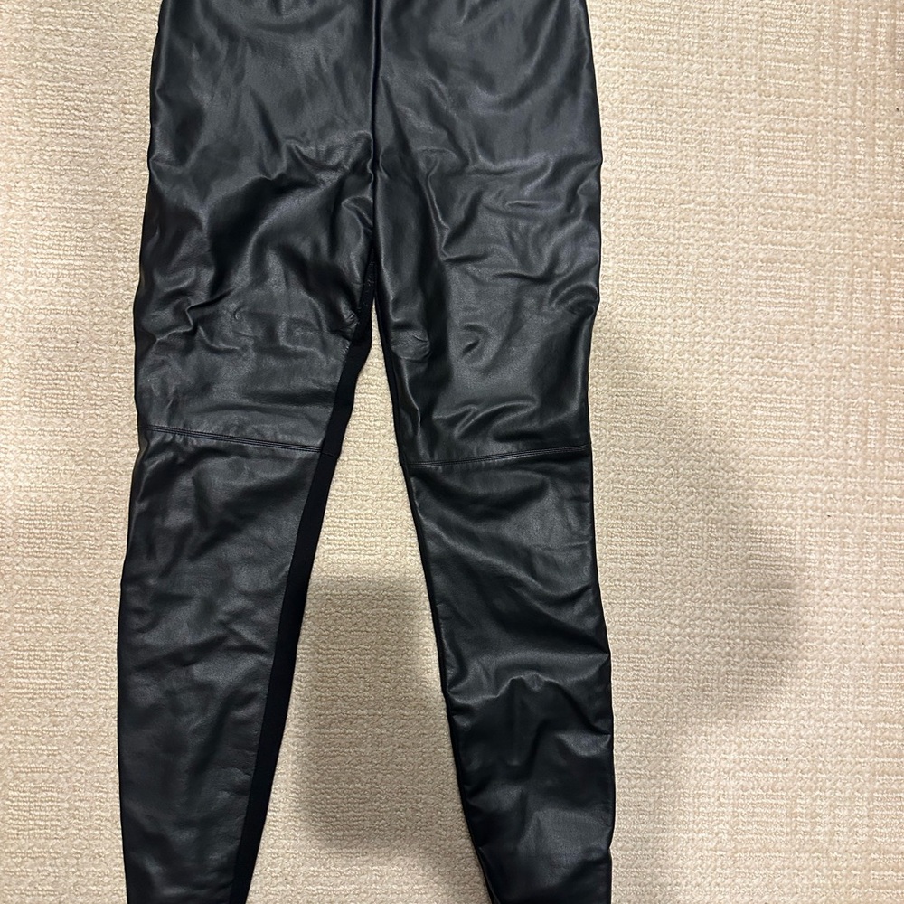 Black Women's Leggings